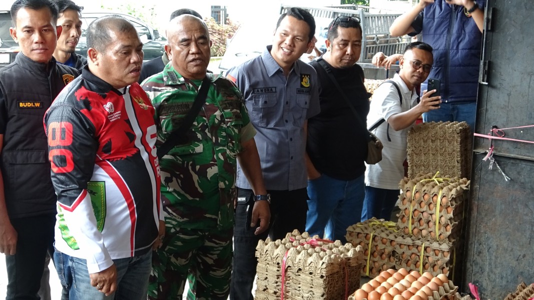 Herman Instruksikan Pengawasan Ketat, Staf Ahli Turun Sidak Pasar Jelang Imlek
