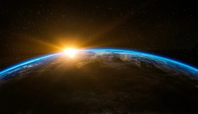 Bikin Heboh Dunia, Ini 5 Fakta Matahari Bakal Terbit dari Barat Akibat Pembalikan Magnet