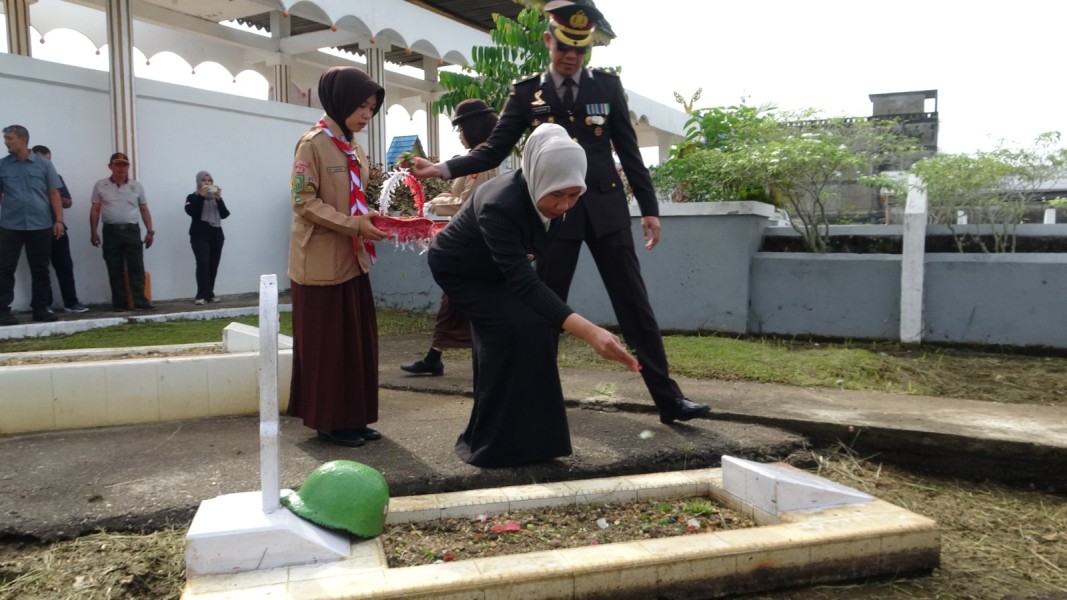 HUT TNI ke-80, Kodim 0314/Inhil Gelar Ziarah Nasional di Taman Makam Pahlawan