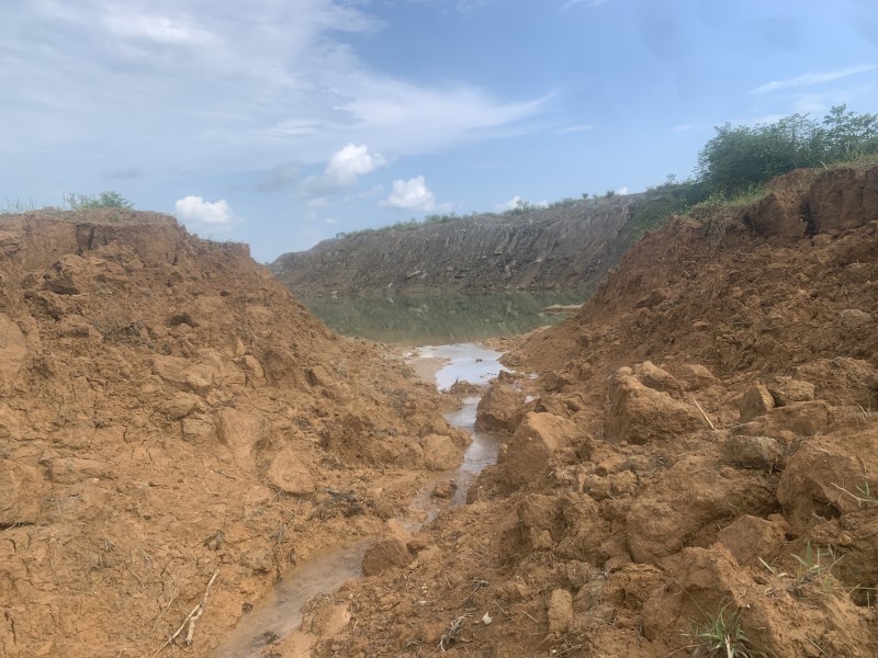 Air Beracun Mengalir ke Sungai Retih, Tanggul Tambang PT Bara Prima Pratama Dibiarkan Jebol