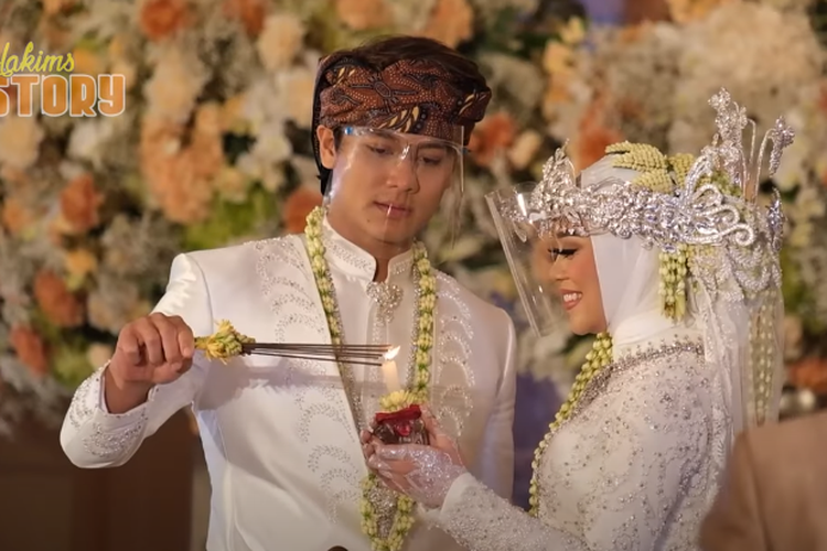Pakar Media, Nina  Pernikahan Artis Tak Layar Disiarkan TV!