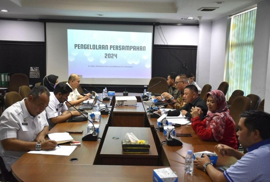 Hearing Komisi IV DPRD Kota Pekanbaru, Pemko Pekanbaru Tetapkan PT BRS Pemenang Lelang Sampah