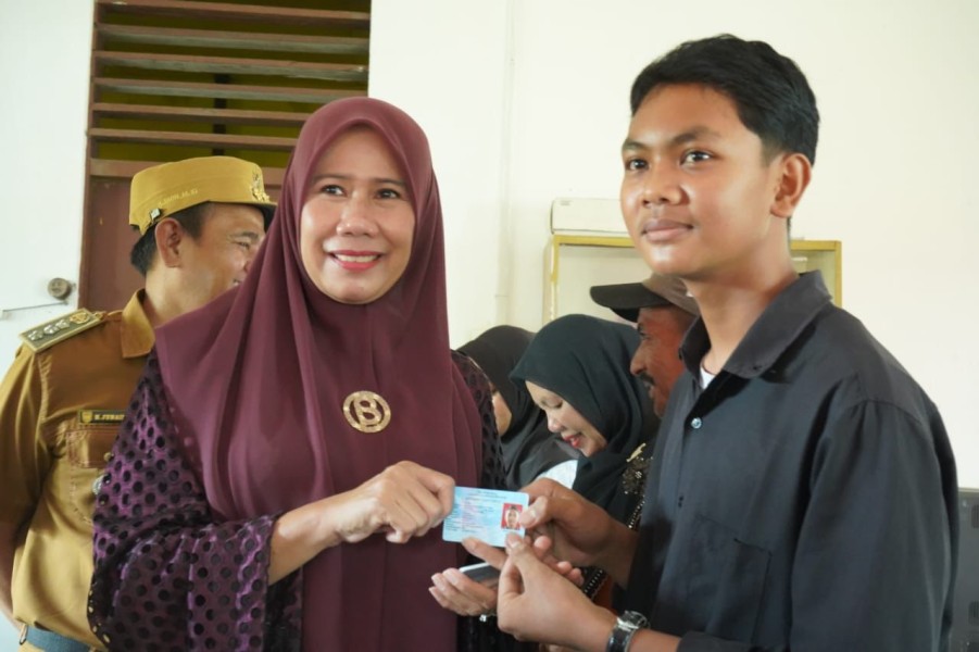 Wabup Inhil Yuliantini Tinjau Infrastruktur dan Layanan Kesehatan di Kateman