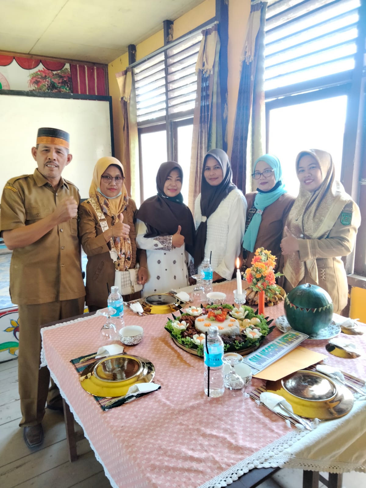 Meriahkan HUT Ke-76 PGRI, Pengurus PGRI Kecamatan Reteh Adakan Lomba Masak Non Beras