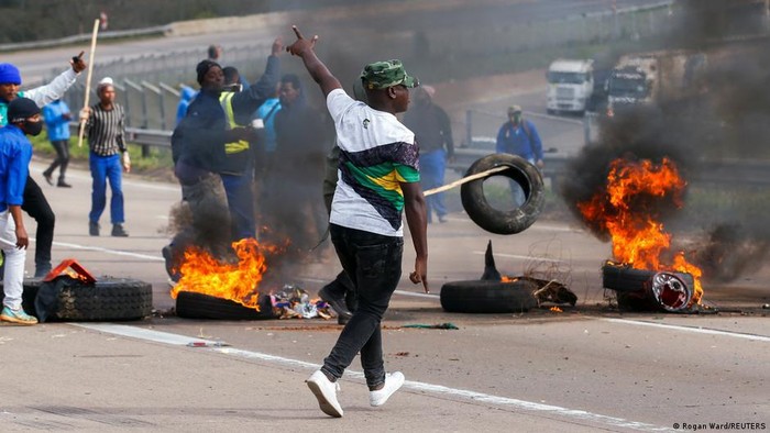 Mengerikan! Kerusuhan di Afrika Selatan Tewaskan 212 Orang