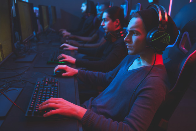 Pemain Game Profesional Kaya Tapi Hadapi Risiko Burn Out