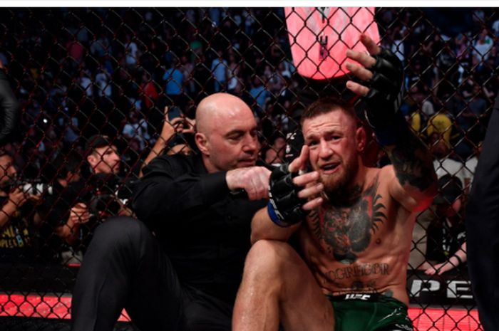 Usai Operasi, Conor McGregor Klaim Kemenangan Dustin Poirier Tidak Sah